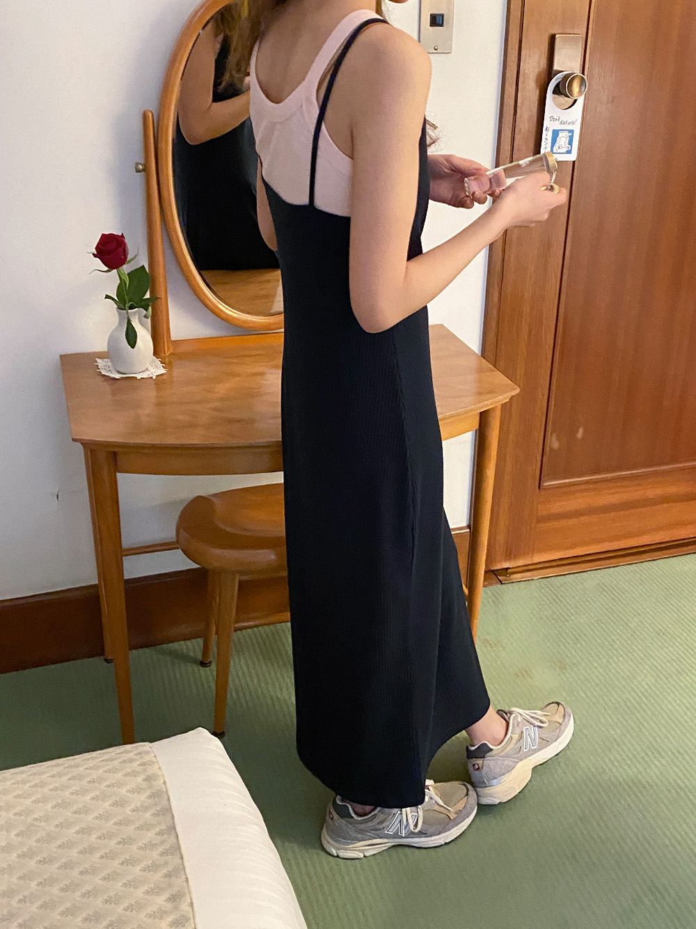 samoyed Back Open I Line Dress サモエド